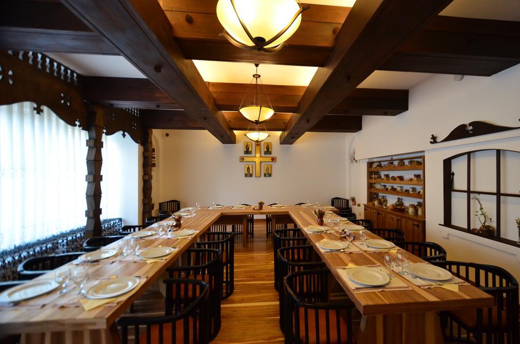 Casa De Oaspeti Sfantul Nicolae Iasi Eksteriør billede